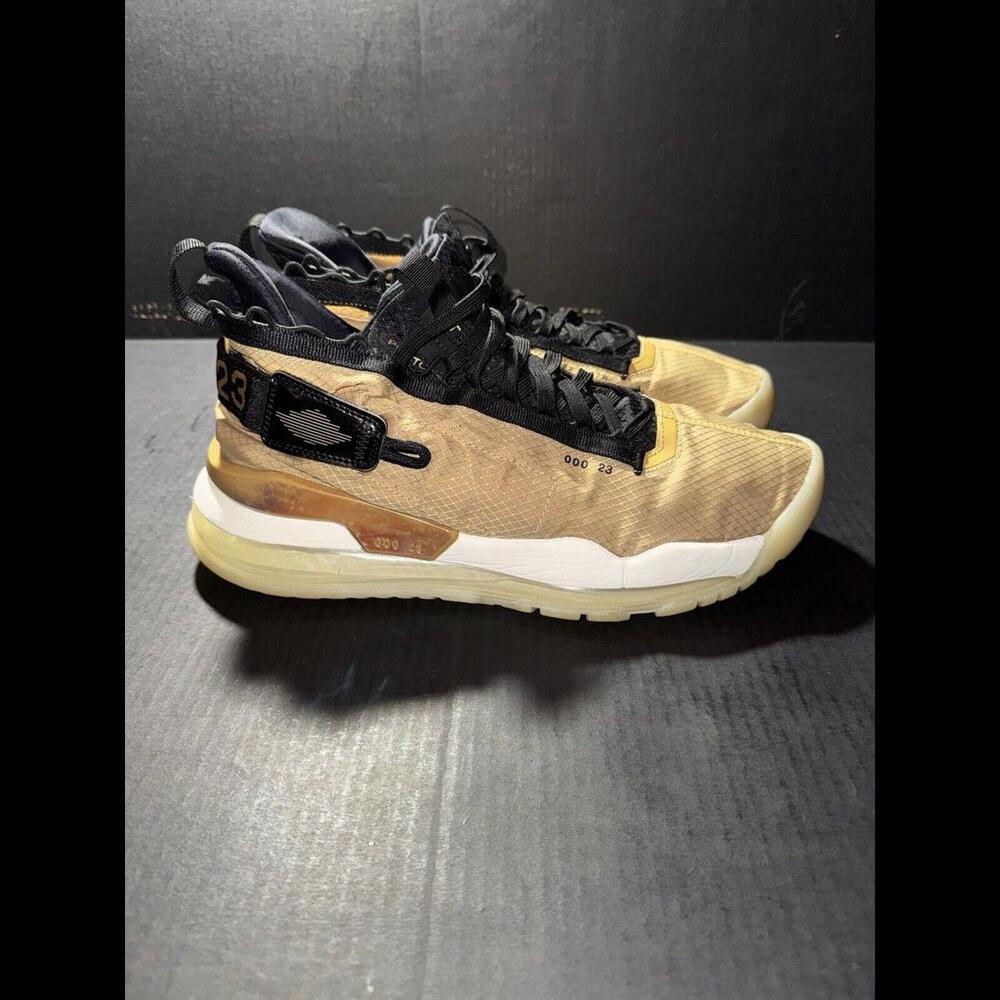 Nike Air Jordan Proto Max 720 Club Gold - BQ6623-700 - Sz 10